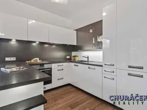 Prodej bytu 3+kk, Praha - Hrdlořezy, V třešňovce, 97 m2