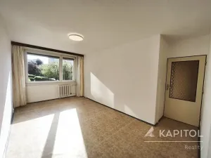 Pronájem bytu 2+1, Praha - Petrovice, Jakobiho, 42 m2