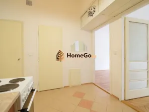 Pronájem bytu 2+1, Praha - Nusle, U gymnázia, 53 m2