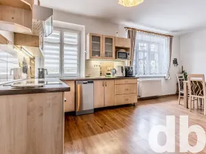 Prodej rodinného domu, Kyselka, 230 m2