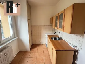 Prodej bytu 2+1, Ostrava, U Lesa, 52 m2