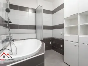 Pronájem bytu 3+1, Krnov, Dvořákův okruh, 85 m2