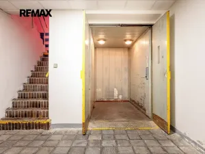 Pronájem výrobních prostor, Rudná, Masarykova, 1270 m2