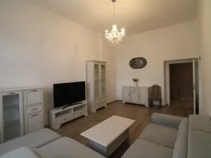 Prodej bytu 3+1, Karlovy Vary, nábřeží Jana Palacha, 77 m2