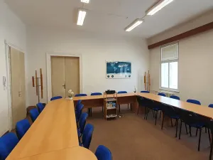 Pronájem kanceláře, Hradec Králové, Československé armády, 36 m2