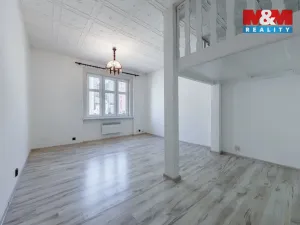 Prodej bytu 2+1, Karlovy Vary - Rybáře, Sokolovská, 77 m2