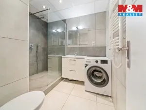 Prodej bytu 3+1, Jindřichův Hradec - Jindřichův Hradec III, sídliště Vajgar, 73 m2