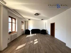 Pronájem obchodního prostoru, Přerov, Žerotínovo nám., 1 m2