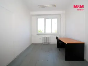 Pronájem kanceláře, Hradec Králové - Nový Hradec Králové, Brněnská, 163 m2