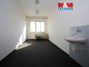 Pronájem kanceláře, Hradec Králové - Nový Hradec Králové, Brněnská, 19 m2