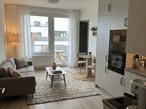 Pronájem bytu 2+kk, Praha - Dolní Měcholupy, Honzíkova, 43 m2