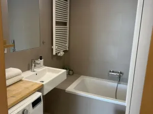 Pronájem bytu 3+kk, Praha - Břevnov, Ve Střešovičkách, 69 m2