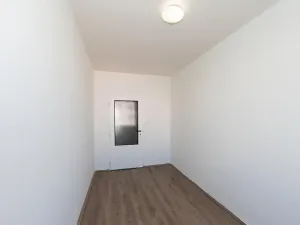 Prodej bytu 3+1, Praha - Letňany, Místecká, 70 m2