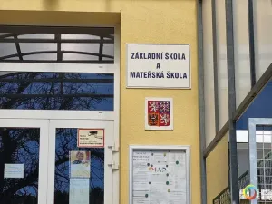 Prodej bytu 2+1, Tmaň, 42 m2