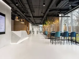 Pronájem kanceláře, Praha - Holešovice, Jankovcova, 478 m2