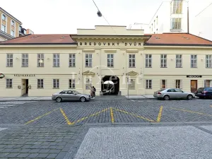 Pronájem kanceláře, Praha - Nové Město, Olivova, 300 m2