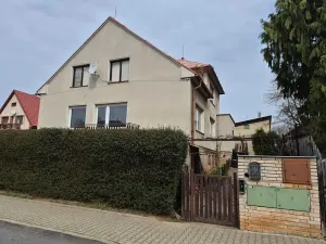 Prodej podílu rodinného domu, Lány, Školní, 234 m2