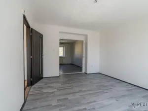 Pronájem bytu 2+1, Ostrava, Odborářská, 50 m2