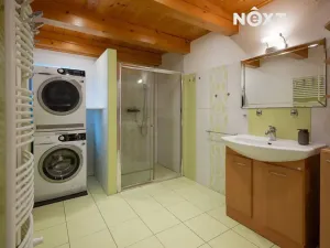 Prodej rodinného domu, Holedeč, 258 m2