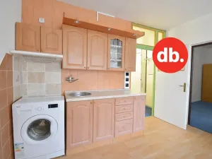 Pronájem bytu 1+1, Toužim, Sídliště, 38 m2