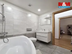 Pronájem bytu 2+1, Karlovy Vary - Drahovice, Vítězná, 69 m2