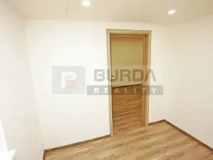 Pronájem bytu 2+kk, Neratovice, 35 m2