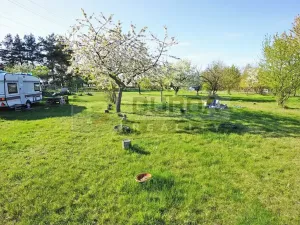 Prodej zahrady, Mělník, 9817 m2