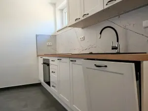 Pronájem obchodního prostoru, Bystřice, 43 m2