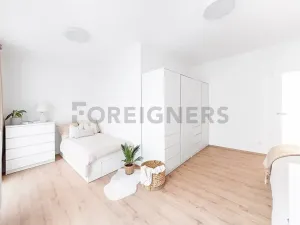 Pronájem bytu 3+kk, Brno, Spolková, 77 m2