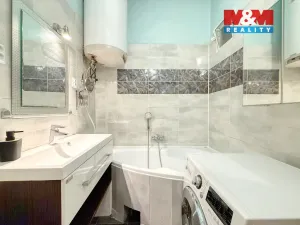 Pronájem bytu 2+1, Praha - Vysočany, Prouzova, 49 m2