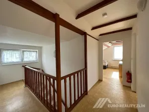 Pronájem rodinného domu, Zádveřice-Raková, 230 m2