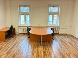 Pronájem kanceláře, Karlovy Vary, T. G. Masaryka, 40 m2