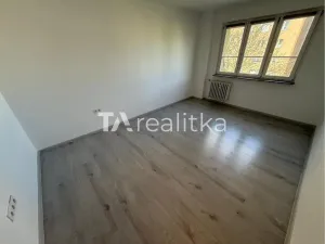 Pronájem bytu 3+kk, Karviná, Čajkovského, 55 m2