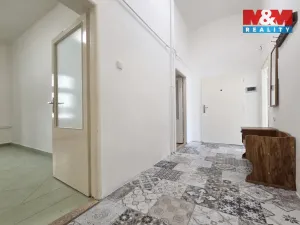 Pronájem bytu 3+1, Karlovy Vary, I. P. Pavlova, 80 m2