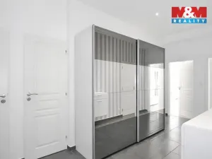 Pronájem bytu 3+kk, Praha - Vysočany, Podnádražní, 72 m2