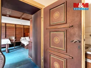 Prodej bytu 2+1, Hejnice, 72 m2