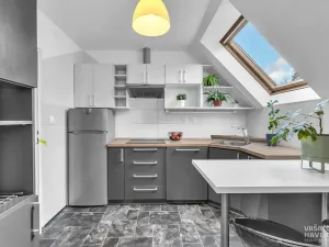 Prodej rodinného domu, Vysoká nad Labem, 280 m2