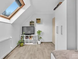 Prodej rodinného domu, Vysoká nad Labem, 280 m2