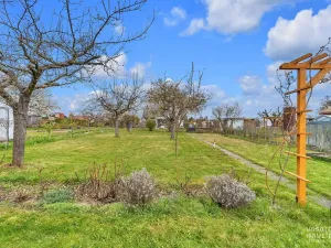 Prodej zahrady, Hradec Králové, 416 m2