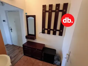 Pronájem bytu 2+1, Karlovy Vary, Krymská, 51 m2