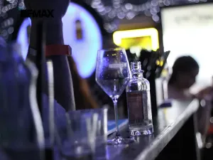 Pronájem obchodního prostoru, Břidličná, Osvobození, 140 m2