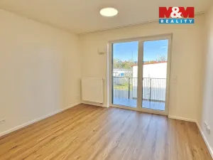 Pronájem bytu 1+kk, Kladno - Dubí, Ke křížku, 28 m2