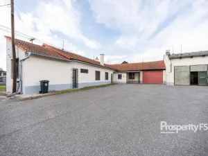 Prodej kanceláře, Okna, 475 m2