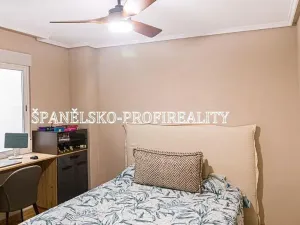 Prodej bytu 4+kk, Alicante, Španělsko, 102 m2