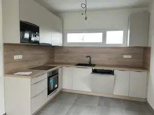 Pronájem rodinného domu, Kladruby, 96 m2