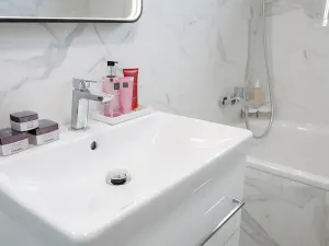 Pronájem bytu 2+kk, Praha - Zličín, Na Radosti, 70 m2