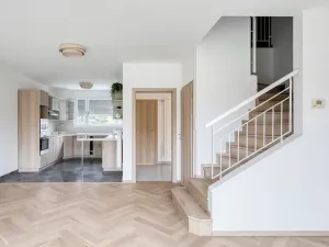 Prodej rodinného domu, Bašť, Kostelecká, 145 m2