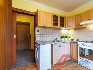 Pronájem bytu 1+1, Slaný, Rabasova, 28 m2