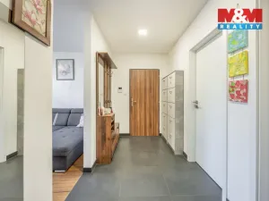 Prodej bytu 3+1, Praha - Prosek, Bílinská, 61 m2