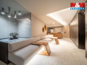 Pronájem obchodního prostoru, Praha - Staré Město, náměstí Curieových, 75 m2